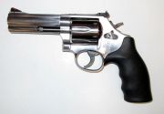 Smith & Wesson 686