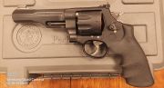 Smith & Wesson 327  PC