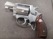 Smith and Wesson 60