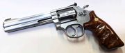 Smith & Wesson 617 6"