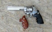 Smith & Wesson 629 CLASSIC DX