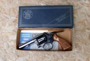 Smith & Wesson 10-8