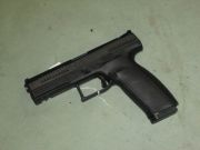 CZ P-10 F