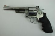 Smith & Wesson 6 2 9 / 3