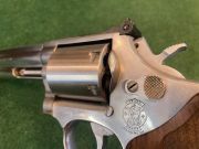 SMITH &amp; WESSON 686 CLASSIC HUNTER