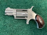 North American Arms REVOLVER
