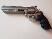SMITH &amp; WESSON performance 686 center 357 magnum