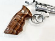 Smith & Wesson 617