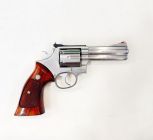Smith & Wesson 686
