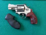 SMITH &amp; WESSON 357 Magnum