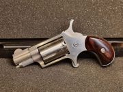 NORTH AMERICAN ARMS NAA MINIREVOLVER