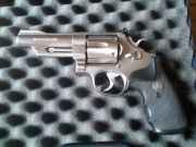 Smith & Wesson 657