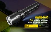 Nitecore - EA42 - 1800 lumens e 353 metri - Torcia Led