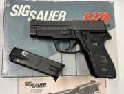 Sig Sauer P228 ~ 9mm Para