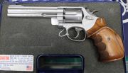 Smith & Wesson 617