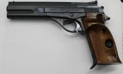 Beretta 76