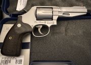 SMITH&amp;WESSON 686 SSR