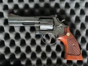 Smith & Wesson 586 - 4"