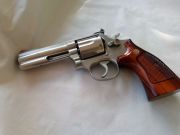 SMITH &amp; WESSON 357 Magnum