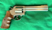 SMITH &amp; WESSON 617 FULL LUG