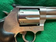 SMITH &amp; WESSON 617 FULL LUG