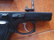 CZ 85