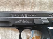 CZ - Česk&aacute; Zbrojovka 75 B + Kit Conversione .22 LR
