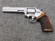 Smith & Wesson 617