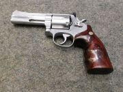 Smith & Wesson 686