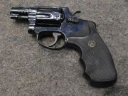Smith & Wesson 36 CHIEF'S